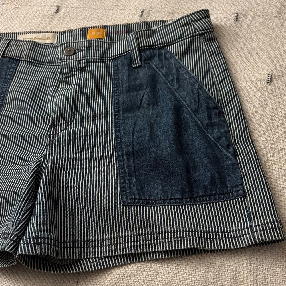 Pilcro Railroad Stripe Denim Shorts Size 31 - Picture 7 of 15